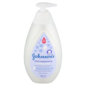J&J EXT MOIST CREAMY WASH